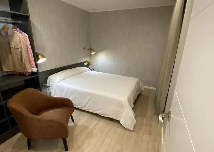 Selwo - Animal Park Tickets Included מלון אסטפונה