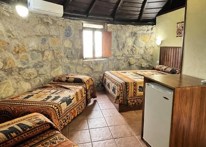 Hotel Selwo - Animal Park Tickets Included 3*